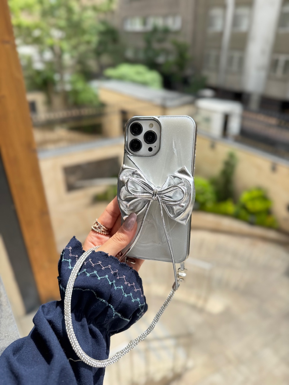 قاب پاپیون نقره ای با بند ژلاتینی